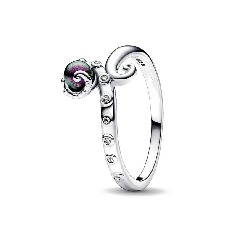 Sterling Silver Embrace: Timeless Love Ring
